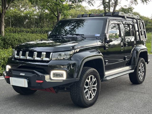 Beijing off-road BJ40 2023 2.0T automatic four-wheel drive city Hunter edition knight type