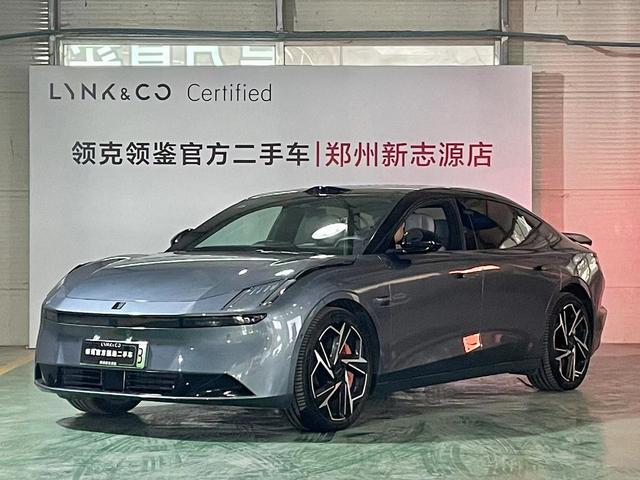 Lynk & Co Z10 2024 95kWh 702km four-wheel drive smart driving Ultra