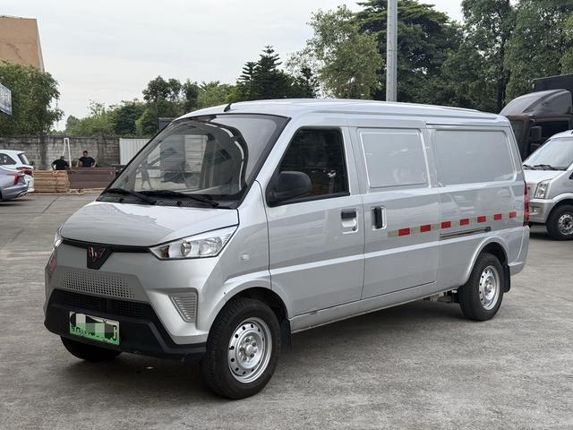 Wuling EV50 2021 van logistics Vehicle Lishen 41.6kWh Tongyu electronic Control