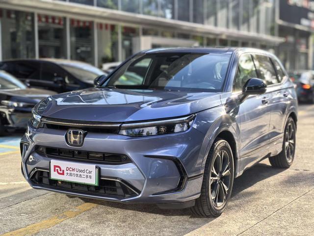 White Shadow PHEV 2023 e:PHEV Supreme Edition