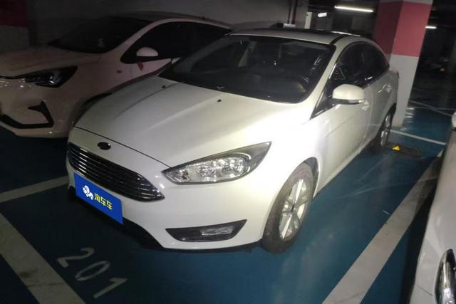 Focus 2018 Classic Edition Trim 1.6L Auto Style Smart Edition