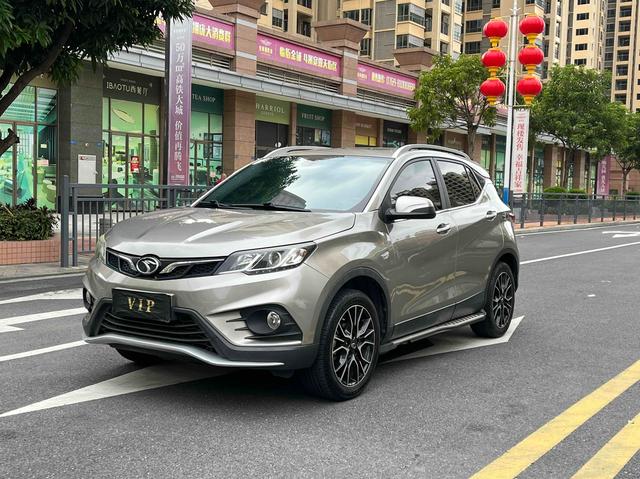 Southeast DX3 2018 1.5L manual Premium type