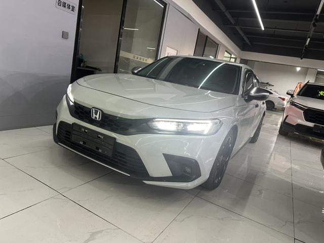 Civic 2023 HATCHBACK 2.0L e:HEV Obsidian Edition