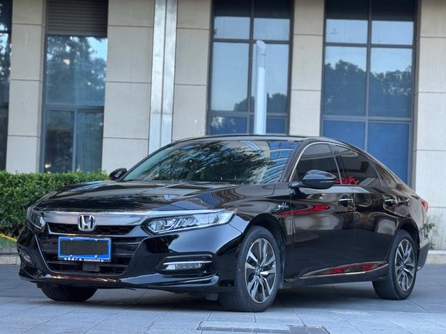 Accord 2018 Renegade 2.0L Sharp Leader Edition State V