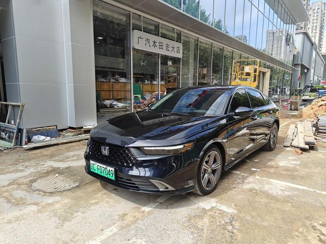 Accord PHEV 2023 e: PHEV Smart Edition
