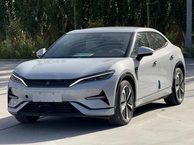 Song L EV 2024 model 662km transcendent Type