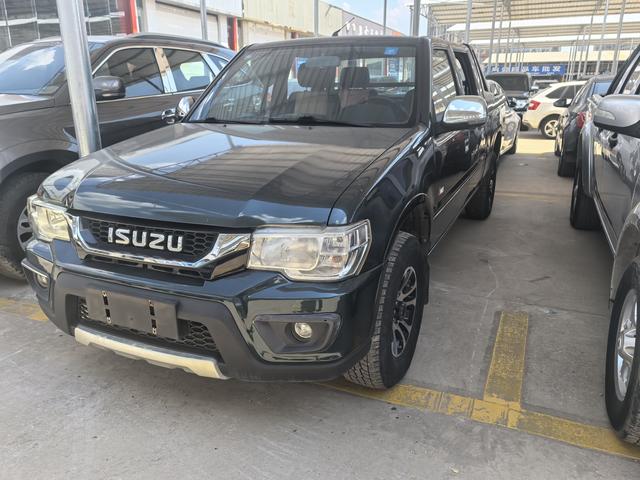Qingling Isuzu T17 2021 3.0T diesel four-wheel drive guardrail car with extended wheelbase 4KH1CT6H1