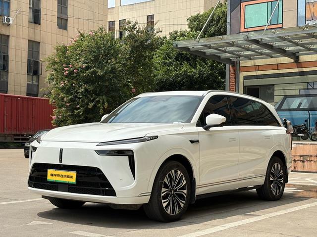 Blue Mountain 2023 four-wheel drive ultra-long battery life version