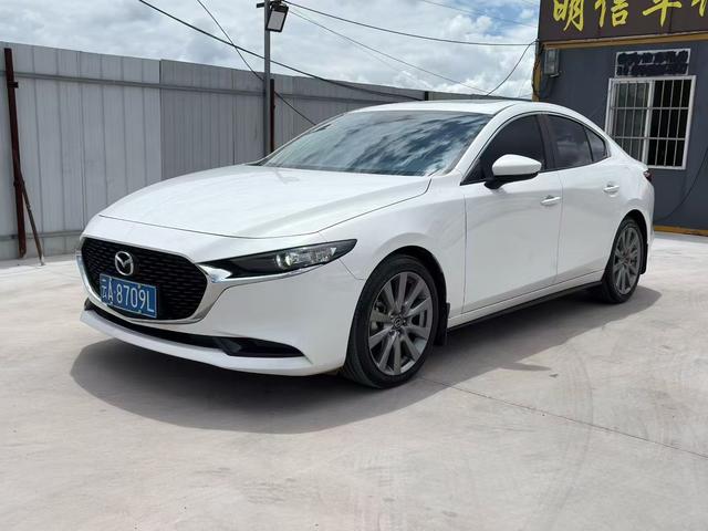 Mazda 3 Angkesaila 2025 2.0L Automatic Quality Dazzling Version