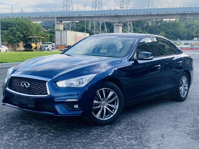 Infiniti Q50L 2018 2.0T Comfort Edition State V