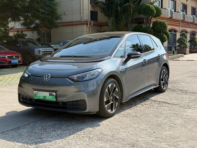 Volkswagen ID.3 2023 Pure Smart Edition