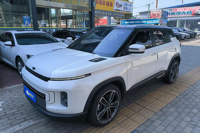 Geely ICON 2020 1.5TD DCT i9 BSG