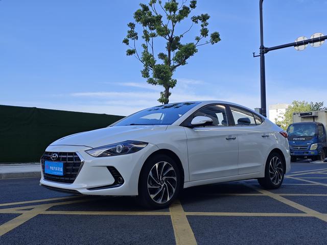 Leading the 2019 1.4T dual-clutch dazzling*dynamic type