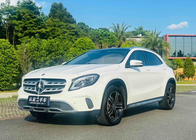 Mercedes-Benz GLA 2018 GLA 200 Style