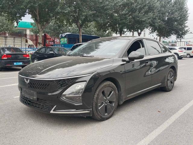 Wuling Starlight PHEV 2023 70 Standard Edition