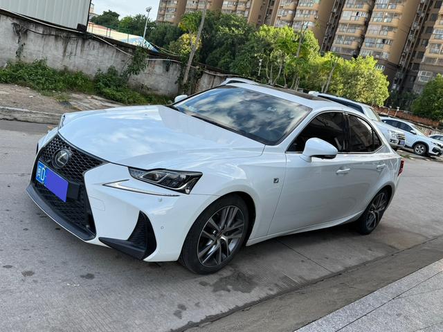 Lexus IS 2017 model 300 Fengshang Edition