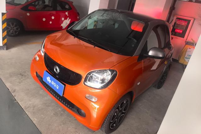 Smart fortwo 2019 0.9T 66kw hardtop Pioneer Edition Country VI