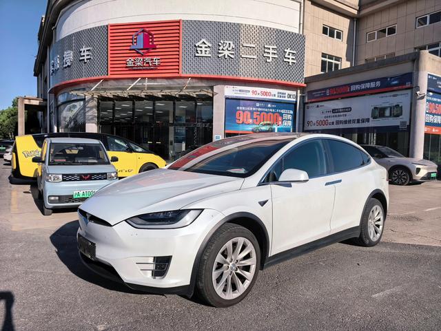 Model X 2019 Long Range Edition