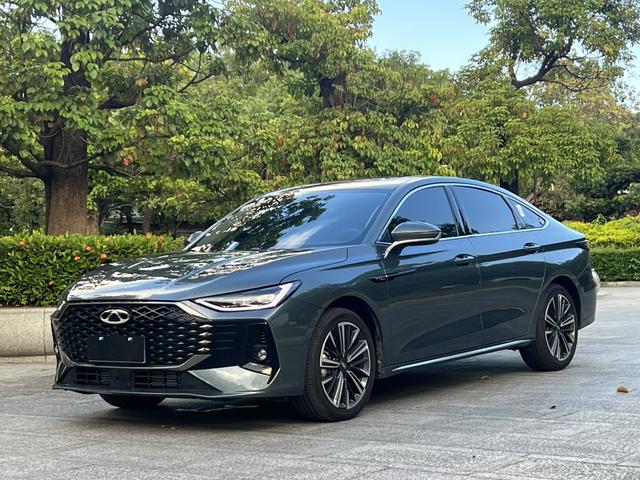 Arrizo 8 PRO 2025 290TGDI DCT Luxury+