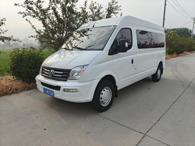 New Way V80 2022 2.0T 6-Speed Manual Classic Aurora Center Axle Mid-Roof 6/7/8/9 Seat 127Ps