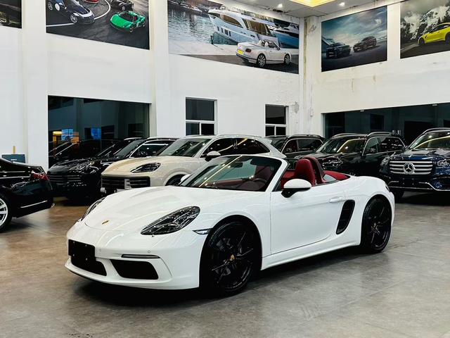 Porsche 718 2023 Boxster 2.0T