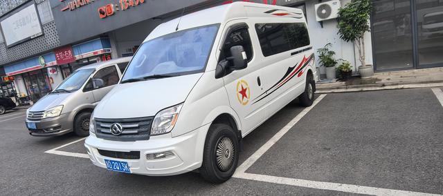 Xintu V80 2019 PLUS 2.0T AMT business travel long axis mid-top 14/15 seats