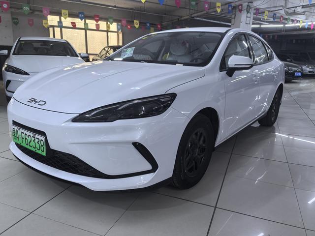 Seal 05DM 2025 Smart Driving Version DM-i 55KM Luxury