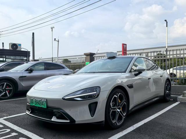 Xiaomi SU7 2024 four-wheel drive ultra-long battery life Max version