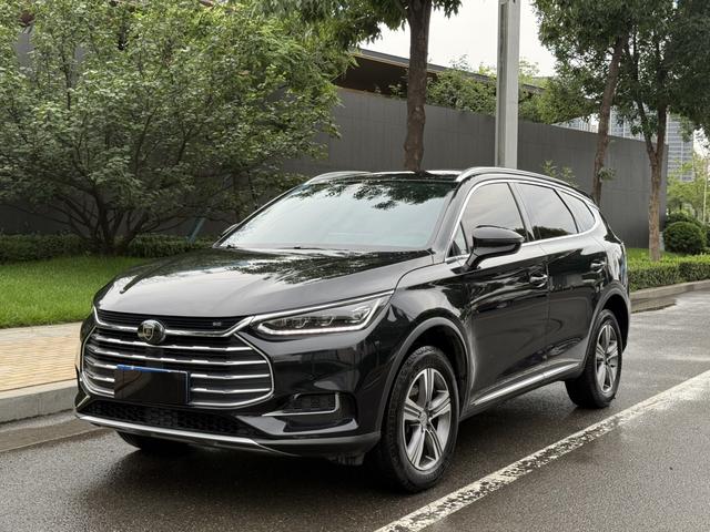 Tang 2018 model 2.0T automatic Zhilian Zunyue type 7-seater National V