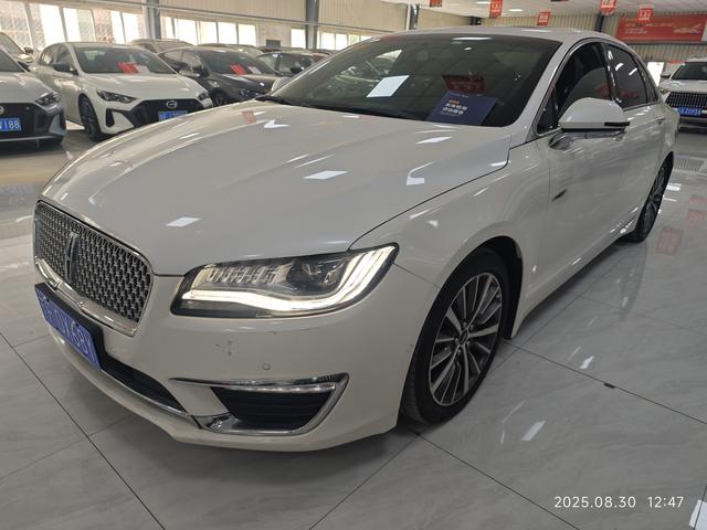 Lincoln MKZ 2017 2.0T Premium Edition