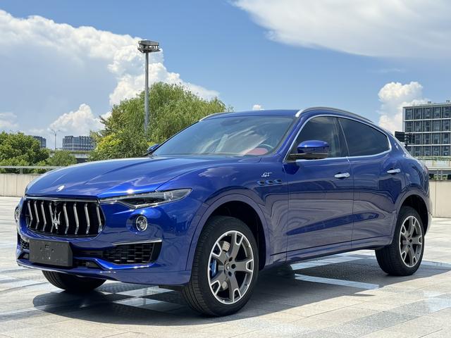 Levante 2022 2.0T GT Frontier Edition