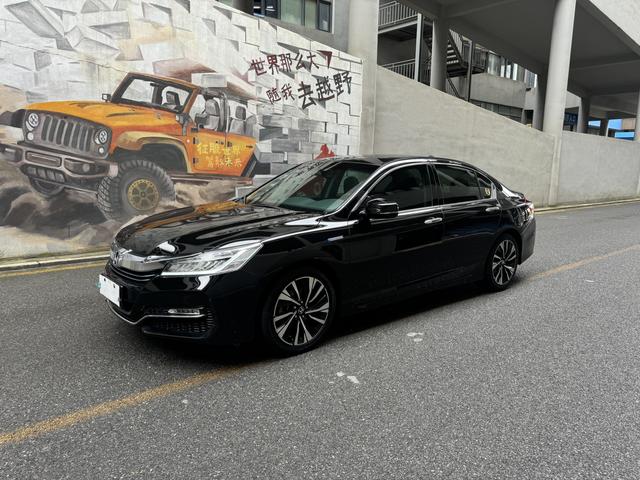 Accord 2016 Hybrid 2.0L Sharp Leader Edition