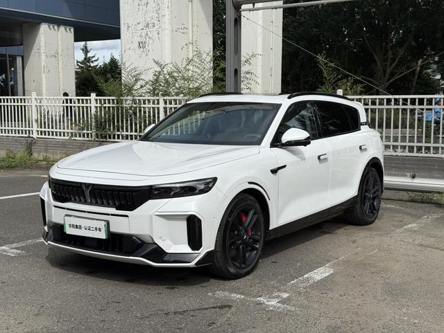 Lantu FREE 2025 Model 318 Four-wheel drive Discovery Edition