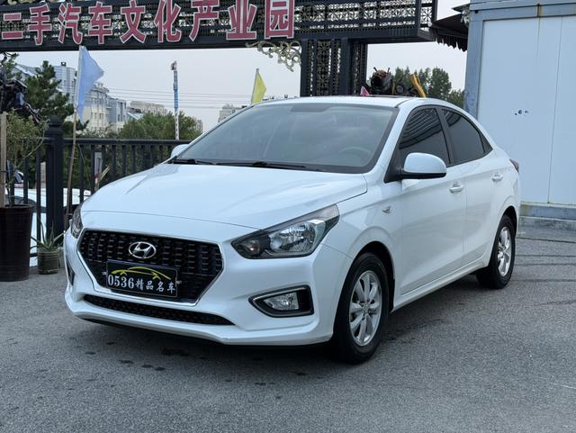 Rena 2017 1.4L automatic Jump version Country V