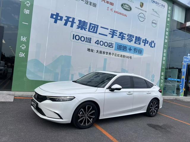 Style 2023 HATCHBACK 240TURBO CVT leading the trend version