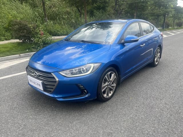 Leading the 2018 1.6L automatic 15th Anniversary Special Edition