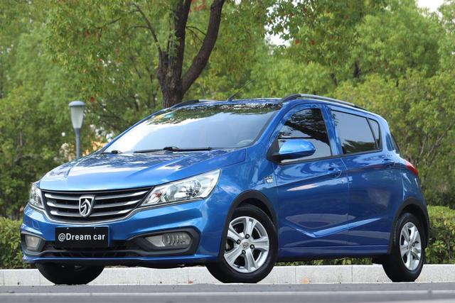 Baojun 310 2017 1.5L automatic fashion type