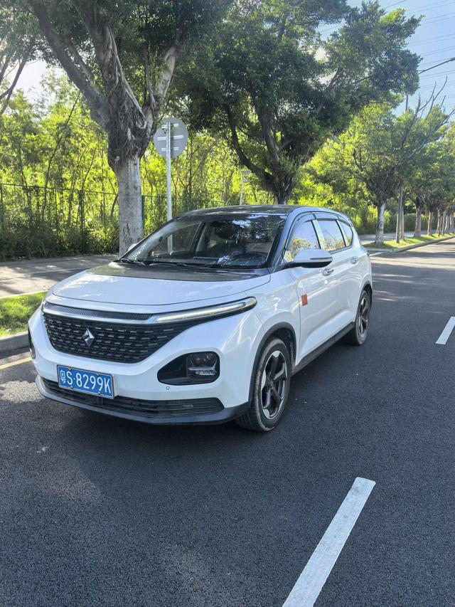 Baojun RM-5 2019 1.5T CVT 24-hour online luxury 7-seater
