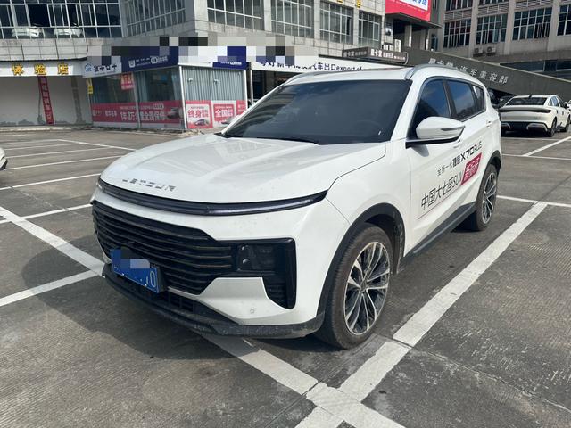 Jietu X70 PLUS 2025 1.5T 7DCT Ultimate Edition 7 Seats