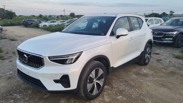 Volvo XC40 2025 B3 Zhiyuan Deluxe Edition