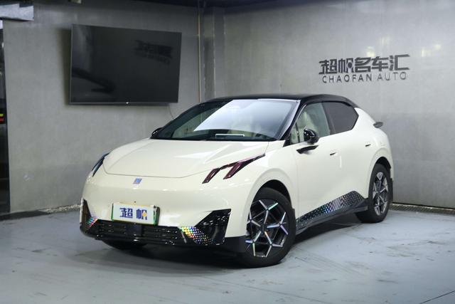 Lynk & Co Z20 2025 model 530km rear drive Max