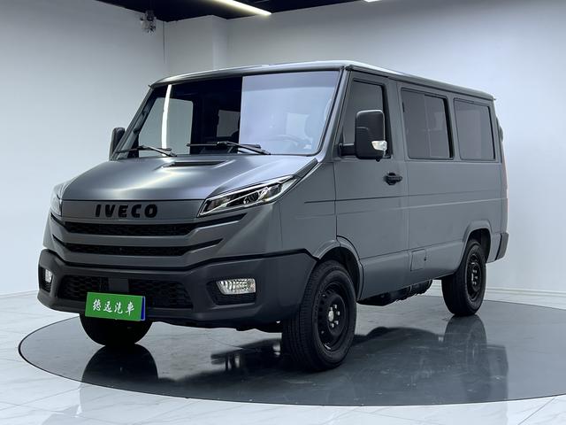 Iveco proud 2023 V35 van transporter 2.5T National six manual transmission short axle mid-top single sidewall sliding door