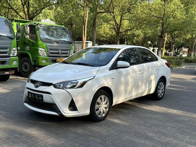 YARiS L Zhixiang 2019 1.5E CVT Phantom Edition National VI