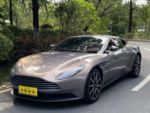 Aston Martin DB11 2022 4.0T V8 Coupe