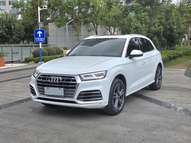 Audi Q5L 2020 40 TFSI Pride & Style