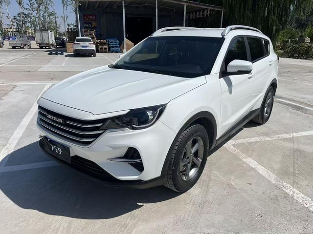 Jietu X70M 2020 1.5T manual travel companion type