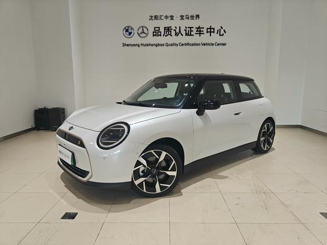 Electric MINI COOPER 2024 COOPER SE racer