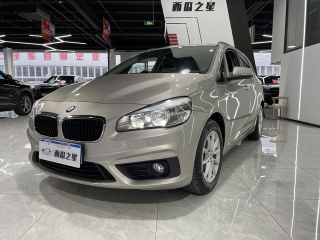 BMW 2 Series Wagon 2018 218i Style