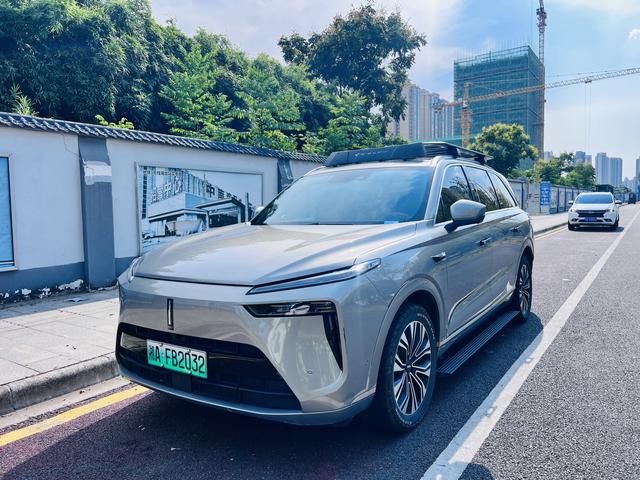 Blue Mountain 2023 four-wheel drive ultra-long battery life version