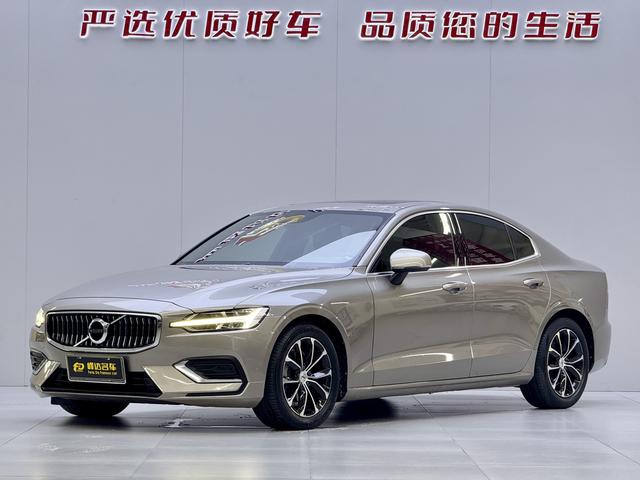 Volvo S60 2022 B4 Intelligent Deluxe